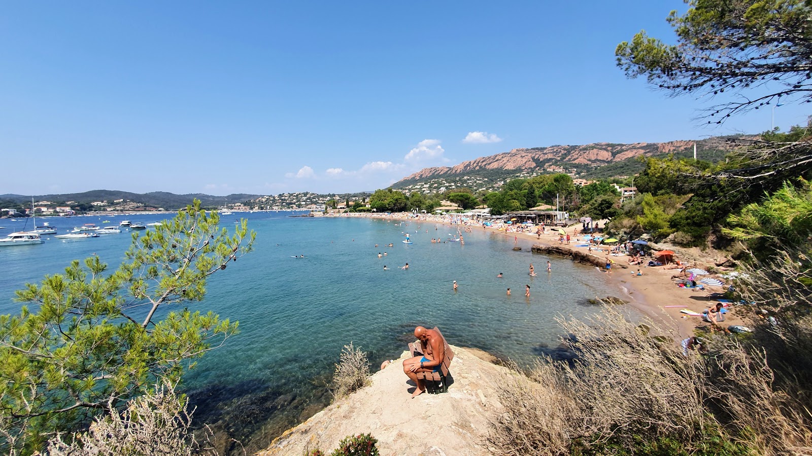 Fotografie cu Plage de La Baumette cu golful spațios