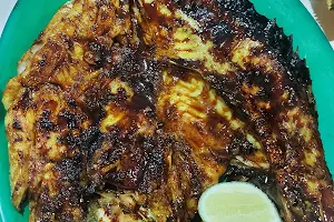 Warung Makan Ikan Bakar " Cak Nur" image