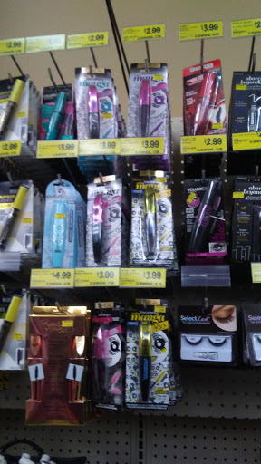 Grocery Store «Grocery Outlet Bargain Market», reviews and photos, 1936 MacDade Boulevard, Woodlyn, PA 19094, USA