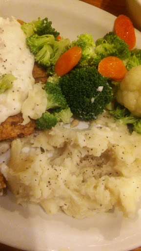 American Restaurant «Cracker Barrel Old Country Store», reviews and photos, 757 Lynnhaven Pkwy, Virginia Beach, VA 23452, USA