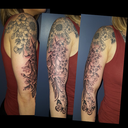 Explore statue of liberty tattoo ideas, creative tattoo ideas in Oak Forest, available at Peace Of Art Tattoo And Art Studio
