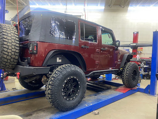 Auto Parts Store «Four Wheel Drive Specialty Co», reviews and photos, 7710 W Broad St, Richmond, VA 23294, USA