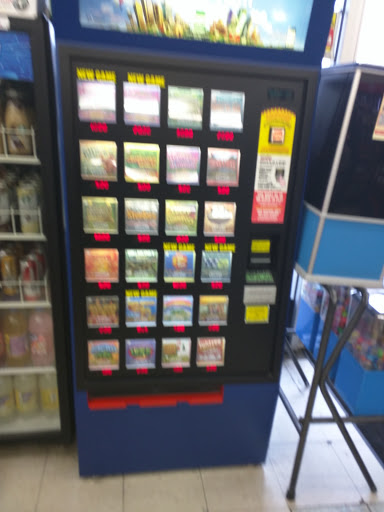 Shopping Mall «Edgewood Towne Centre», reviews and photos, 1763 S Braddock Ave, Pittsburgh, PA 15218, USA