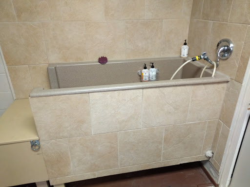 Pet Supply Store «HOWLISTIC», reviews and photos, 930 W Washington St #7, San Diego, CA 92103, USA