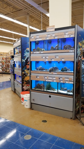 Pet Supply Store «Petco Animal Supplies», reviews and photos, 517 N 3rd Pl, Manhattan, KS 66502, USA