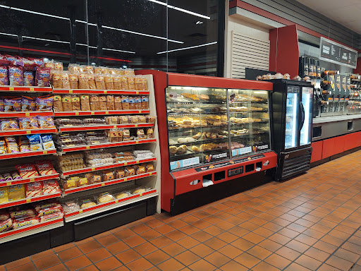 Gas Station «QuikTrip», reviews and photos, 68 W River Rd, Tucson, AZ 85704, USA