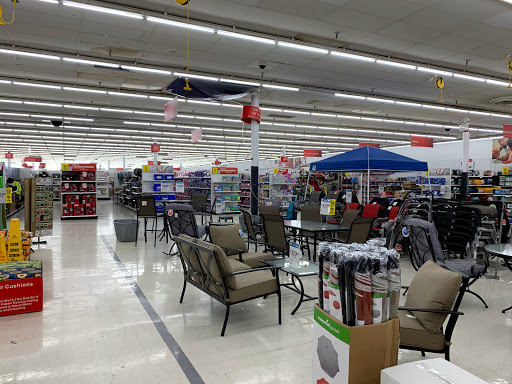 Discount Store «Kmart», reviews and photos, 2000 E 10 Mile Rd, Warren, MI 48091, USA