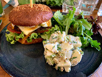 Hamburger végétarien du Restaurant végétalien KOKO GREEN Vegan & Raw food à Nice - n°5