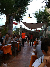 Atmosphère du Pizzeria Chez Marie ( L'IMPREVU ) à Saint-Maximin-la-Sainte-Baume - n°15