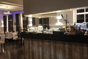 MAVI Restaurant & Cocktailbar image