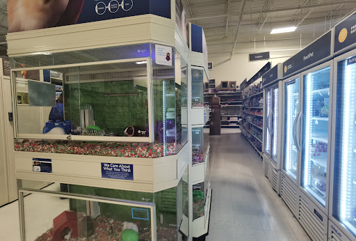 Pet Supply Store «PetSmart», reviews and photos, 1550 Butterfield Rd, Downers Grove, IL 60515, USA