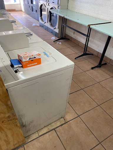 Dry Cleaner «Sun City Dry Cleaners & Laundry», reviews and photos, 13002 N 107th Ave, Sun City, AZ 85351, USA