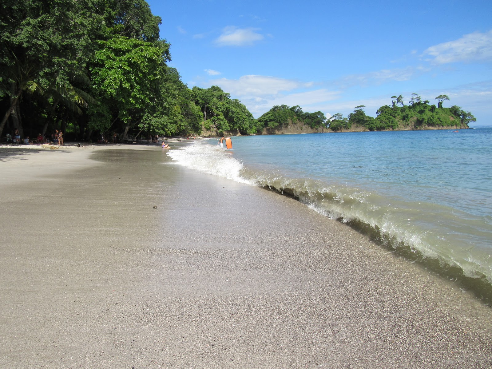 Foto di Playa Mantas con una superficie del sabbia grigia