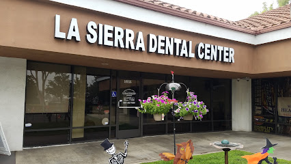 La Sierra Dental Center: Manuel Arteaga DDS