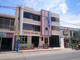 HOSTAL BAHIA CAMANA