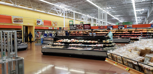 Department Store «Walmart Supercenter», reviews and photos, 4700 135th St, Crestwood, IL 60445, USA