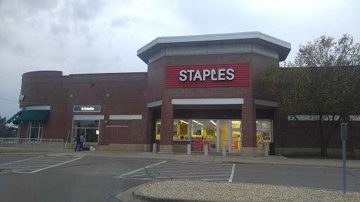 Office Supply Store «Staples», reviews and photos, 11500 Wayzata Blvd, Minnetonka, MN 55305, USA