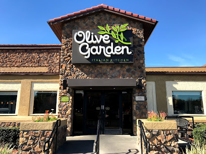 Olive Garden Italian Restaurant - 11171 183rd St, Cerritos, CA 90703