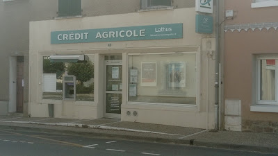 CREDIT AGRICOLE LATHUS à Lathus-Saint-Rémy