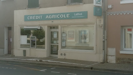 Photo du Banque CREDIT AGRICOLE LATHUS à Lathus-Saint-Rémy