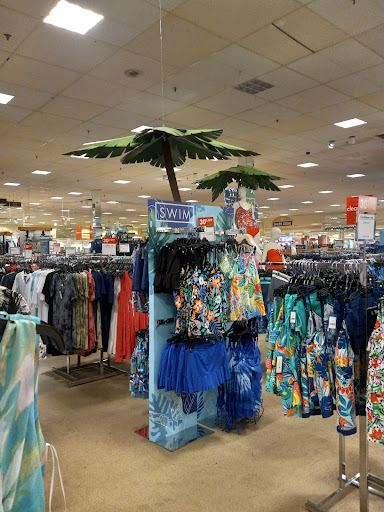 Shopping Mall «Lebanon Valley Mall», reviews and photos, 2231 Lebanon Valley Mall, Lebanon, PA 17042, USA