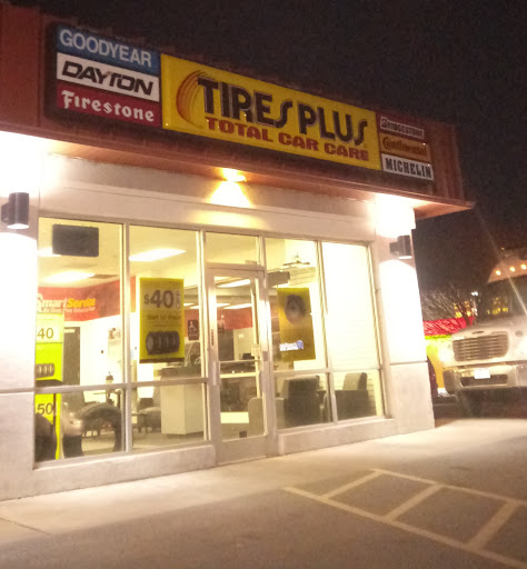 Tire Shop «Tires Plus», reviews and photos, 2060 Main St, Longmont, CO 80501, USA