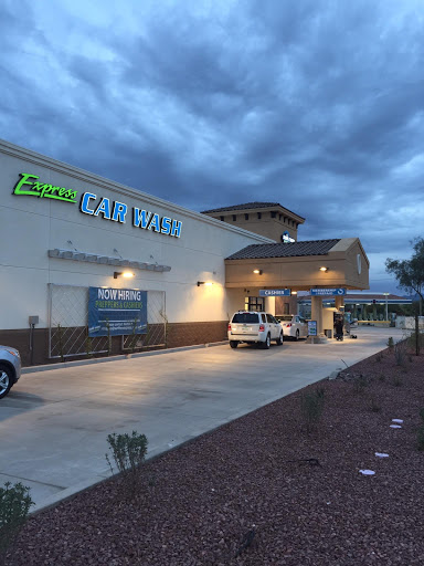 Surf Thru Express Car Wash en Yuba City