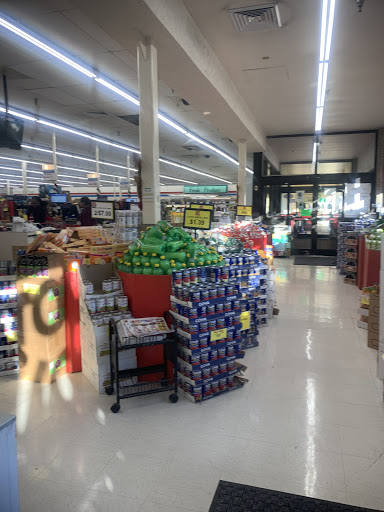 Supermarket «Rowes Supermarket», reviews and photos, 8595 Beach Blvd #329, Jacksonville, FL 32216, USA