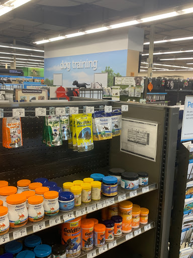 Pet Supply Store «Petco Animal Supplies», reviews and photos, 22 Peninsula Center, Rolling Hills Estates, CA 90274, USA