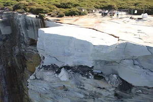 Wedding Cake Rock image