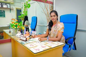 Max Specialty Clinics Dr.Dhivya image