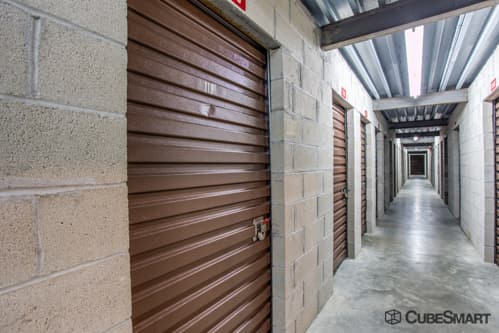 Self-Storage Facility «CubeSmart Self Storage», reviews and photos, 240 Bay Shore Rd, North Babylon, NY 11703, USA