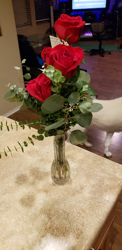 Florist «LUSH BOUQUET Flowers Downtown Phoenix», reviews and photos, 201 N Central Ave, Phoenix, AZ 85004, USA