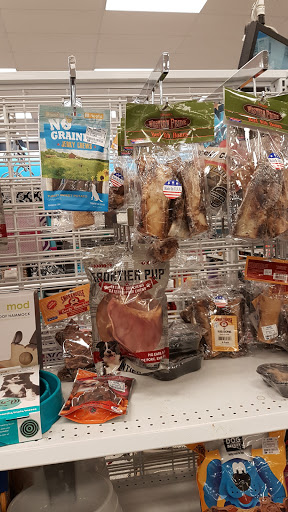 Clothing Store «Ross Dress for Less», reviews and photos, 1141 5th St, Miami Beach, FL 33139, USA