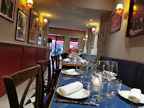 Atmosphère du Restaurant italien Cacio e Pepe Bottega Romana à Paris - n°3