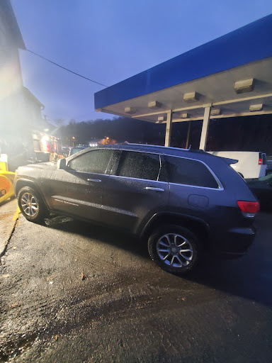 Auto Body Shop «Moore Brothers Inc», reviews and photos, 687 Portland-Cobalt Rd, Portland, CT 06480, USA