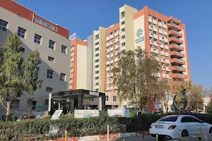 İzmir Atatürk Eğitim ve Araştırma Hastanesi image
