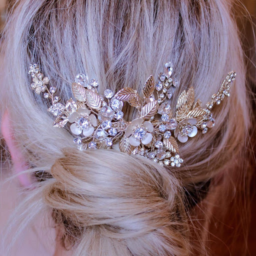 Bridal Shop «Bridal Connection», reviews and photos, 708 N Ankeny Blvd, Ankeny, IA 50023, USA