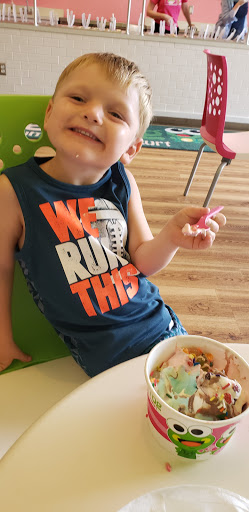 Frozen Yogurt Shop «Sweet Frog», reviews and photos, 9073 Staples Mill Rd, Henrico, VA 23228, USA