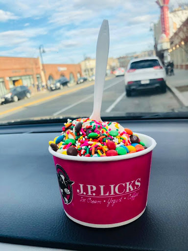 Ice Cream Shop «J.P. Licks», reviews and photos, 311 Harvard St, Brookline, MA 02446, USA