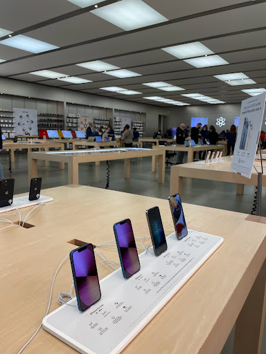 Computer Store «Apple Towson Town Center», reviews and photos, 825 Dulaney Valley Rd, Towson, MD 21204, USA