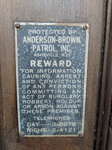 Sportswear Store «lululemon», reviews and photos, 1 Kitchin Pl, Asheville, NC 28803, USA