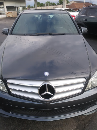 Used Car Dealer «Village Car Store», reviews and photos, 1390 Courtright Rd, Columbus, OH 43227, USA
