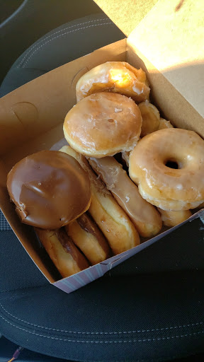 Bakery «Fresno Donut House», reviews and photos, 3145 N Blackstone Ave, Fresno, CA 93703, USA