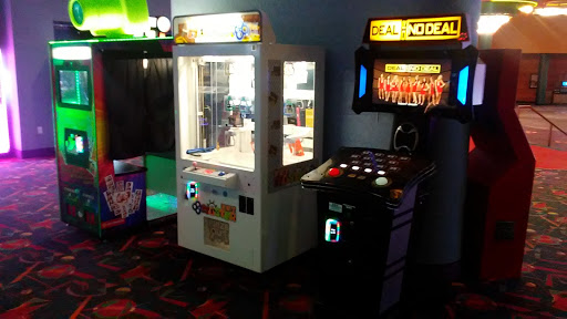 Movie Theater «Wehrenberg Theatres St. Charles Stadium 18 Cine», reviews and photos, 1830 S 1st Capitol Dr, St Charles, MO 63303, USA