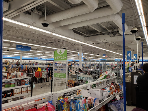 Clothing Store «Ross Dress for Less», reviews and photos, 7511 Lemont Rd, Darien, IL 60561, USA