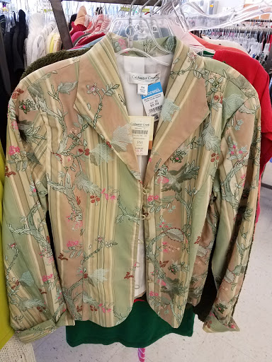 Thrift Store «Greenfield & University Goodwill Retail Store & Donation Center», reviews and photos, 4412 E University Dr, Mesa, AZ 85205, USA