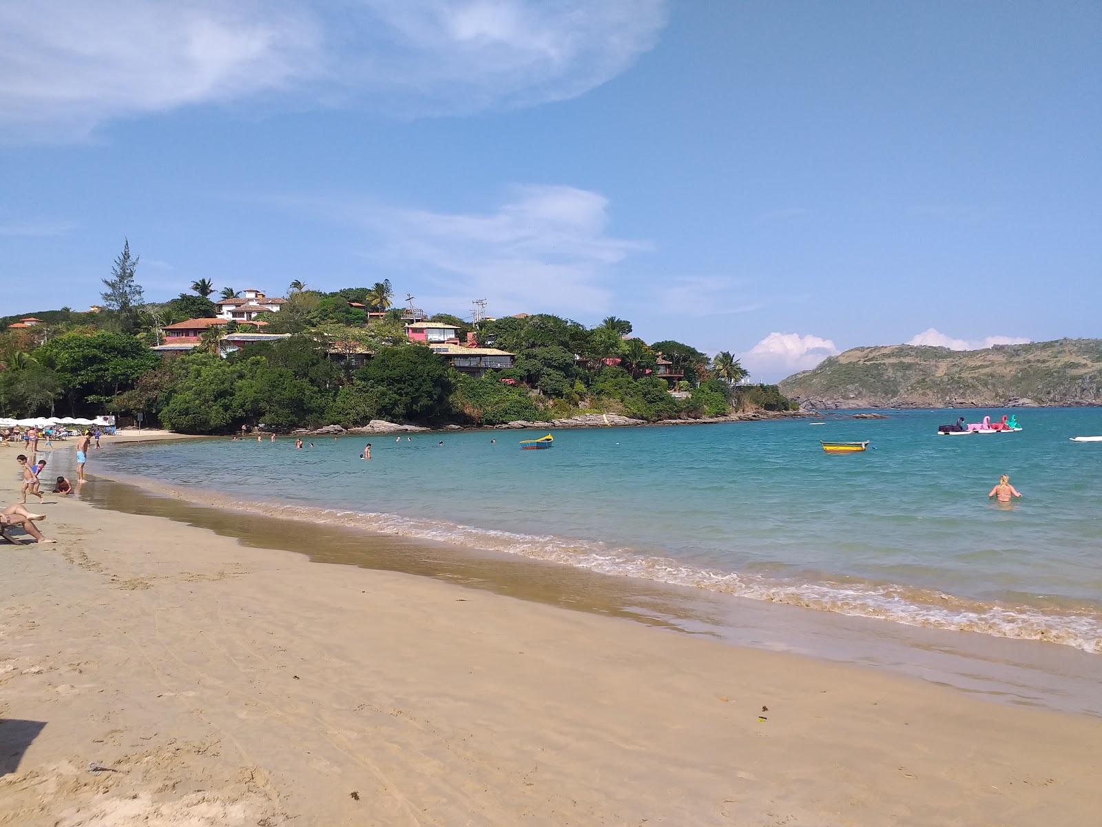 Ferradura Beach'in fotoğrafı çok temiz temizlik seviyesi ile
