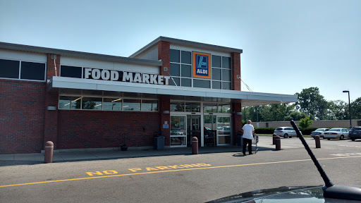 ALDI, 3831 E Main St, Whitehall, OH 43213, USA, 