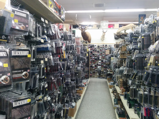 Gun Shop «Gunnies», reviews and photos, 396 State St, Orem, UT 84058, USA